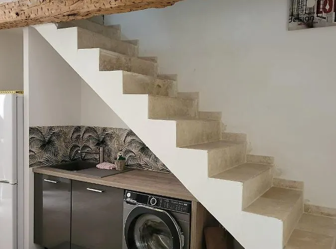 Maison De Village Entierement Renovee Avec Gout